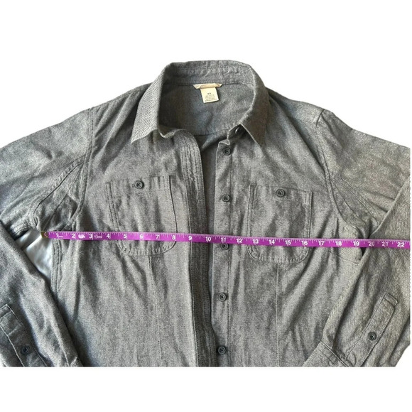 Duluth trading Company Gray button up Women’s Size Extra Small - Picture 9 of 15
